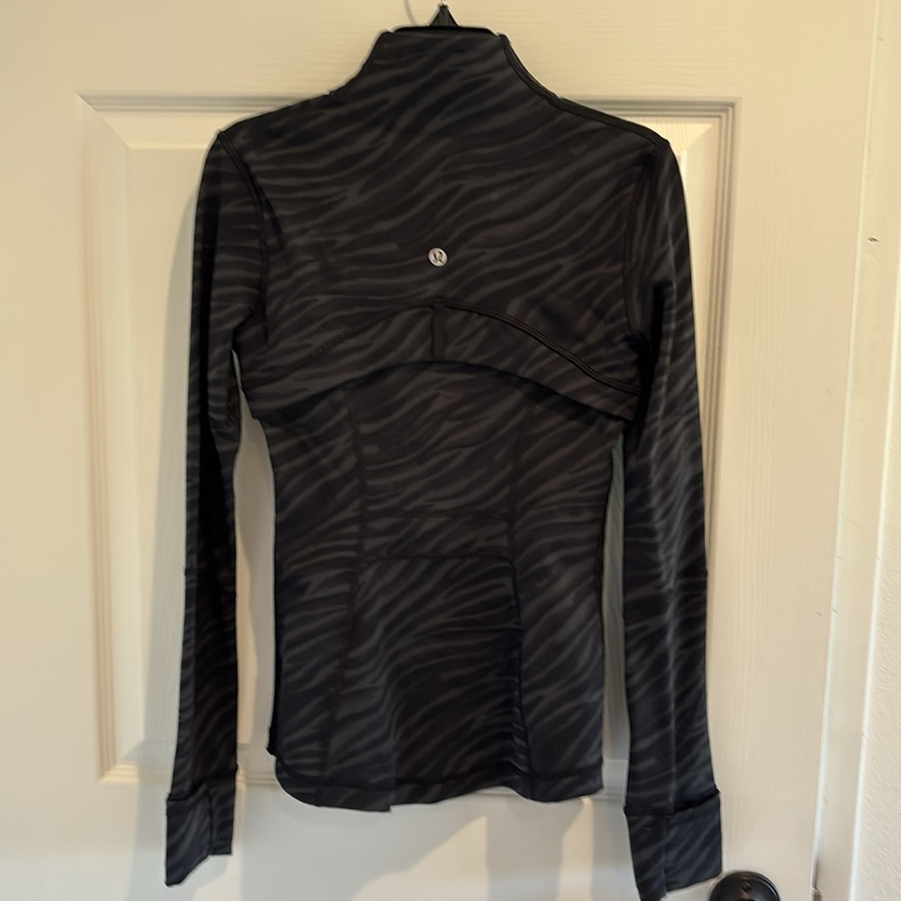 Lululemon Define Jacket - Picture 3 of 3